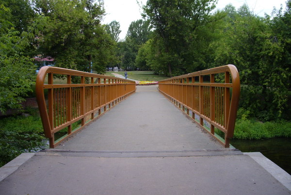 Pedestrian bridge in recreation zone of Likhoborka (bridge 4)